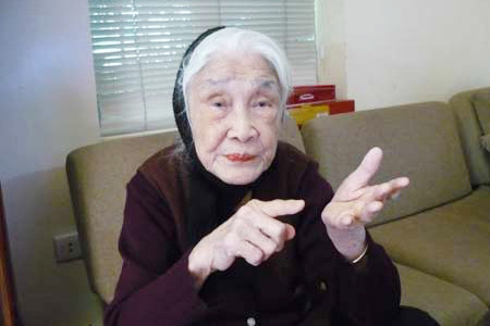 Bà Trần Thị Thái - nữ chiến sĩ cảnh vệ bảo vệ Bác Hồ, được Bác se duyên - qua đời